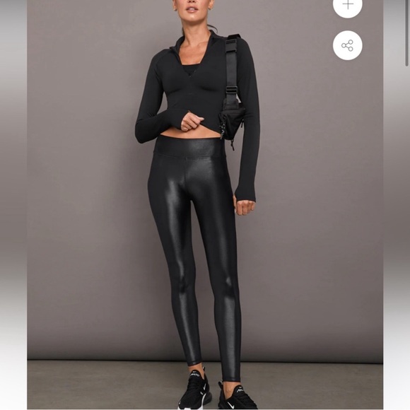 Carbon38 Legging in Takara Shine size medium m black shiny yoga dance run - Picture 1 of 5